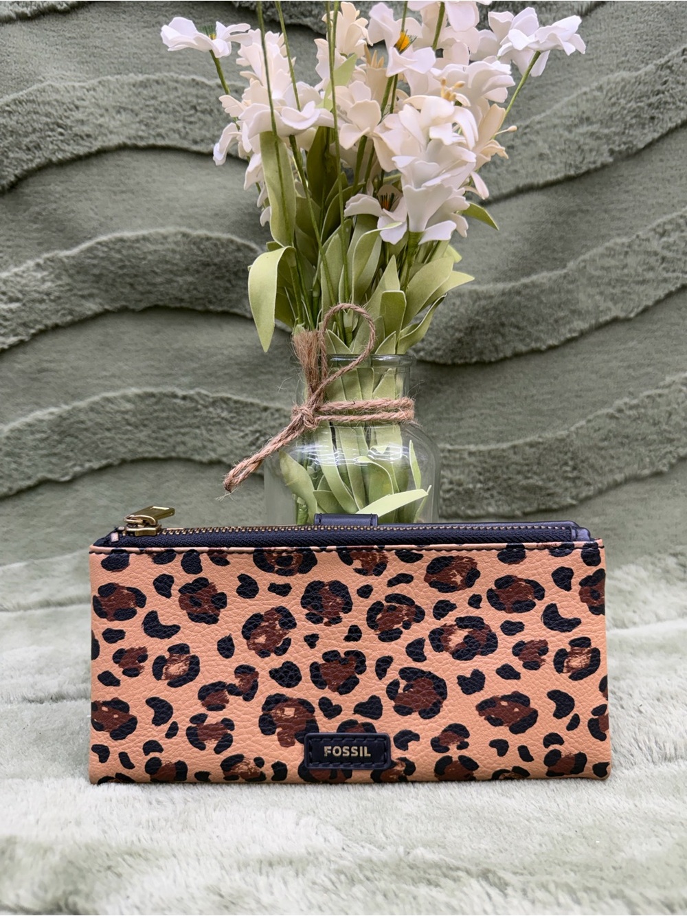 Fossil wallet